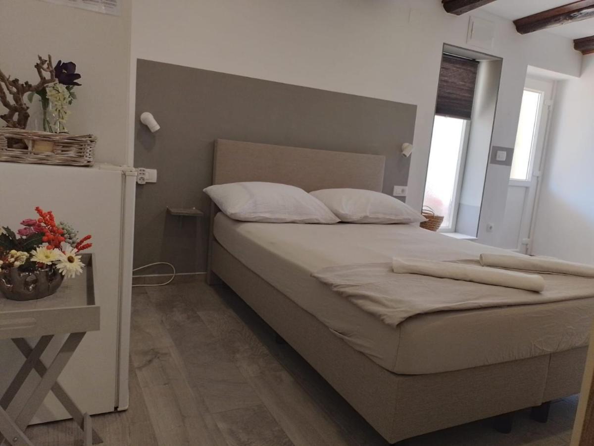 Apartments Ciao Bella City Centre With Free Parking Šibenik Buitenkant foto